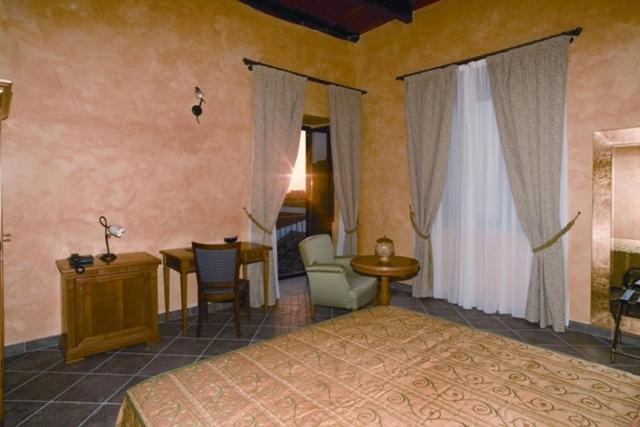 Hotel Palazzo Marzano Briatico Phòng bức ảnh